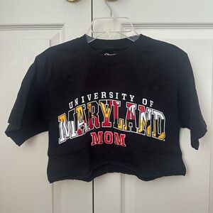 Cropped Champion UMD Mom Top
